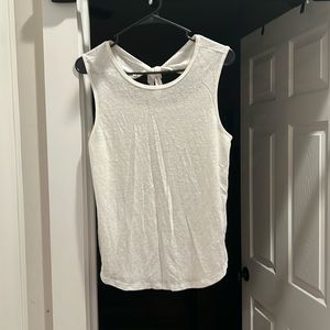 Women’s Old Navy sleeveless top